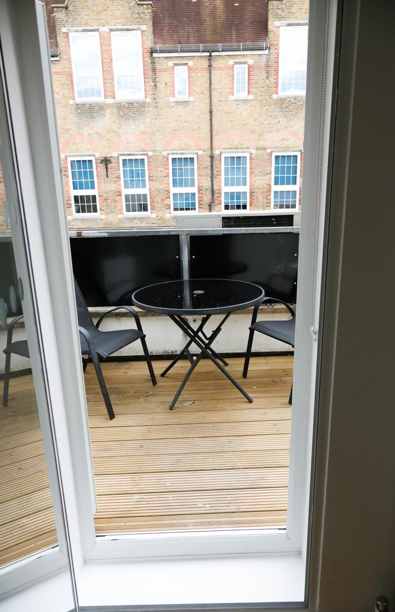 New Luxury Apartments In Central London Next To Shops, Cafes, Bars & Metro Esterno foto