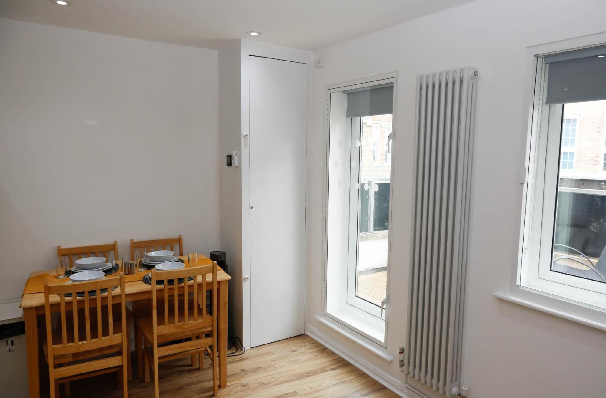 New Luxury Apartments In Central London Next To Shops, Cafes, Bars & Metro Esterno foto