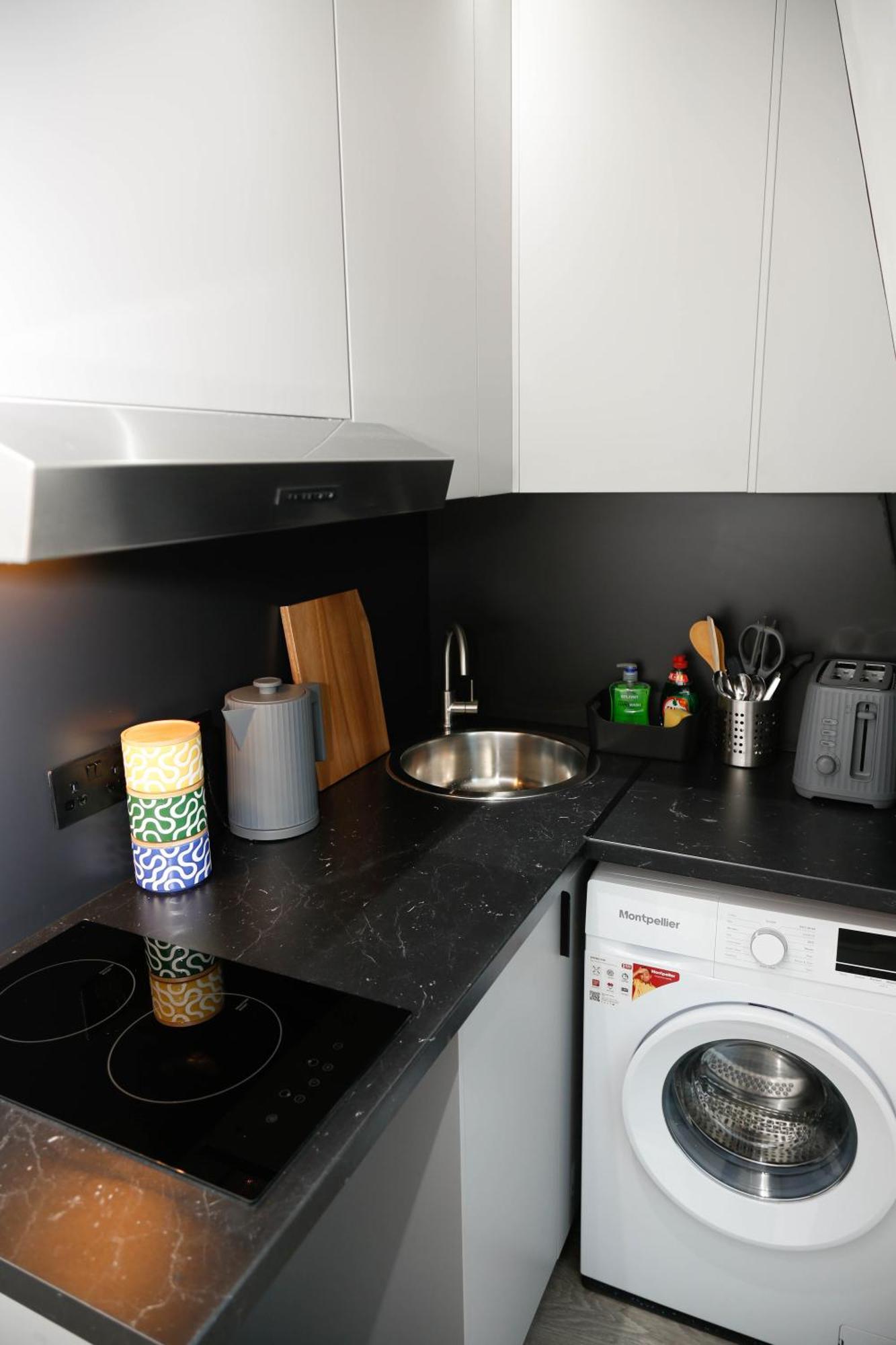 New Luxury Apartments In Central London Next To Shops, Cafes, Bars & Metro Esterno foto