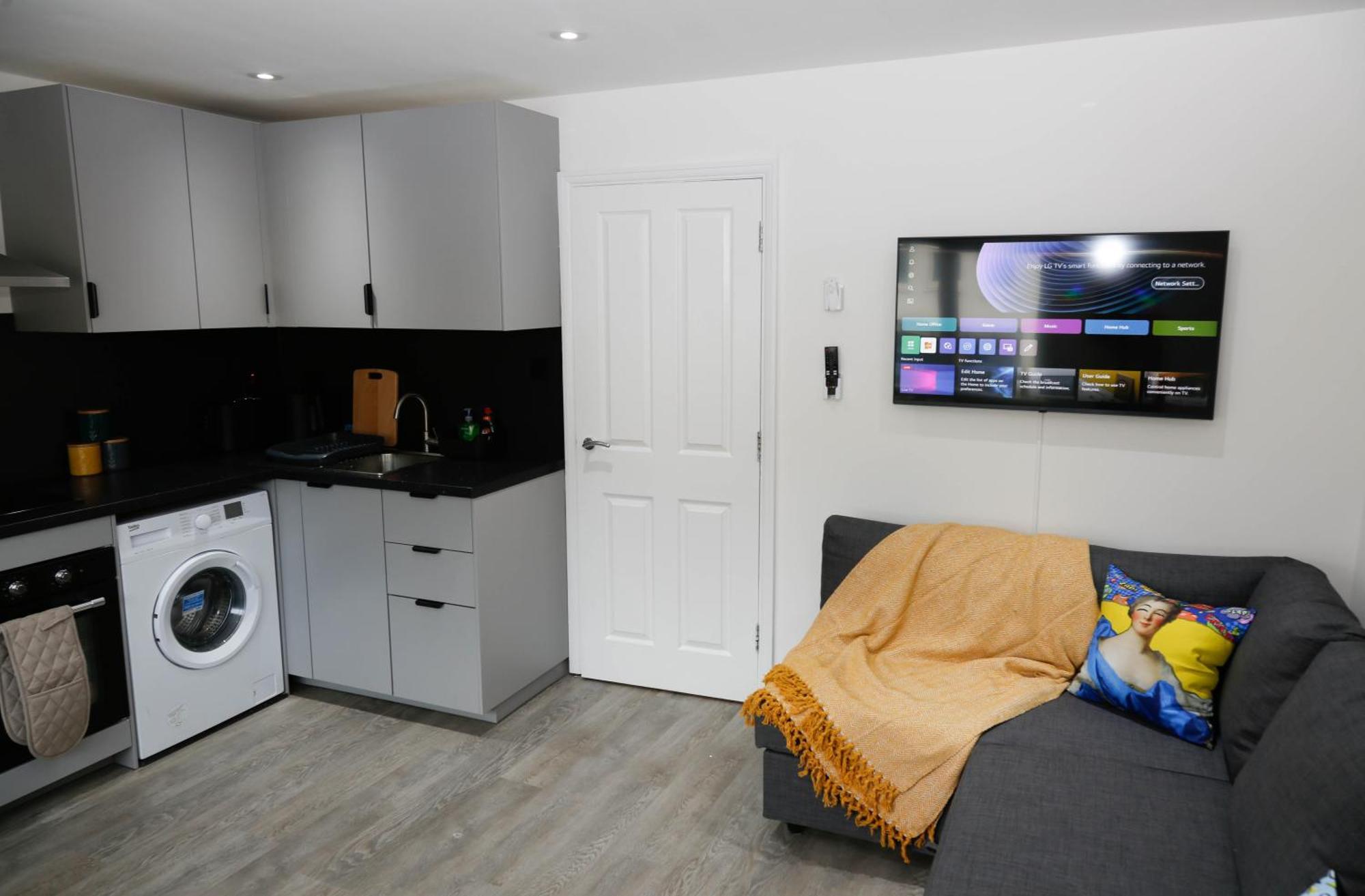 New Luxury Apartments In Central London Next To Shops, Cafes, Bars & Metro Esterno foto
