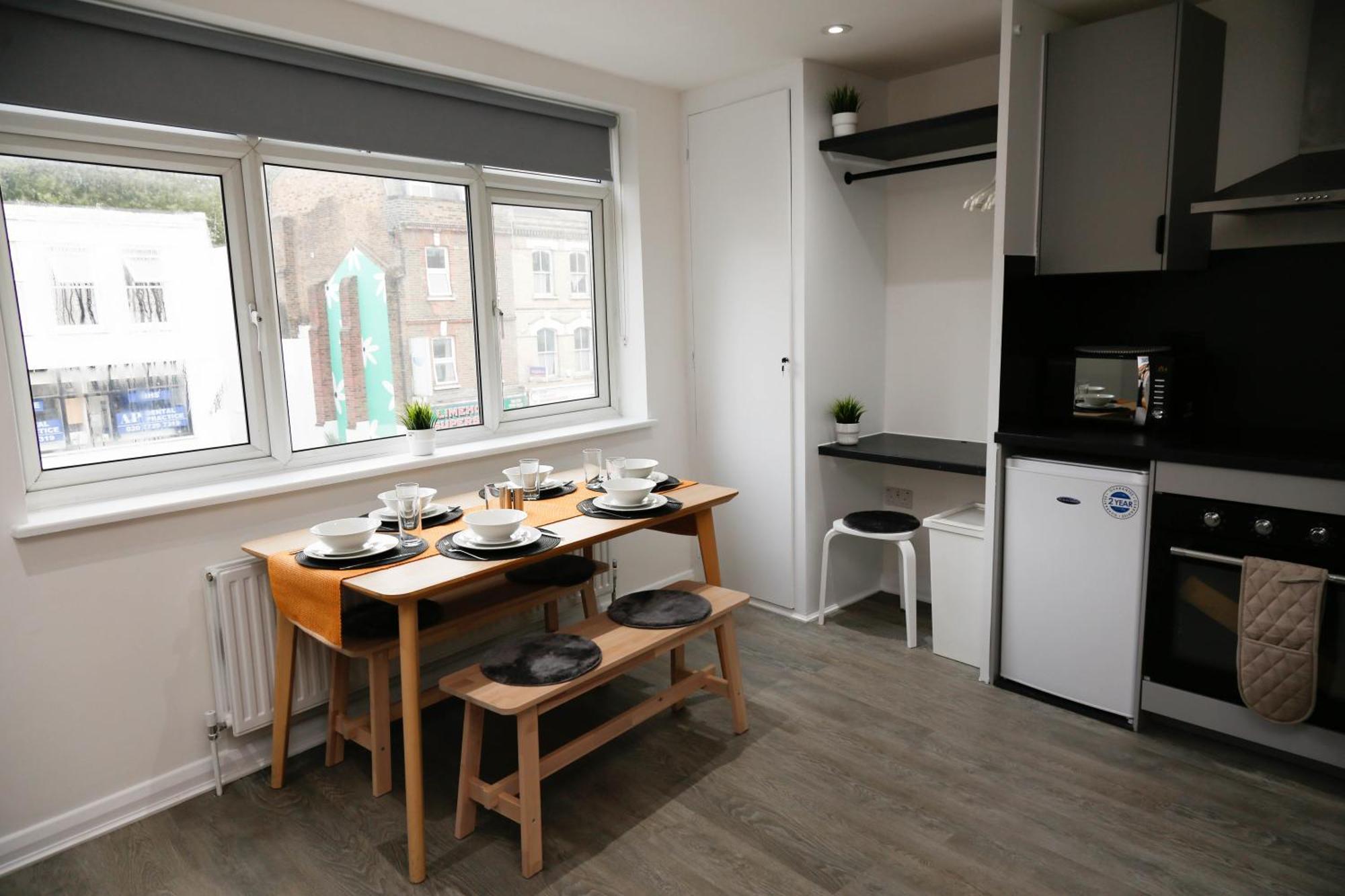 New Luxury Apartments In Central London Next To Shops, Cafes, Bars & Metro Esterno foto